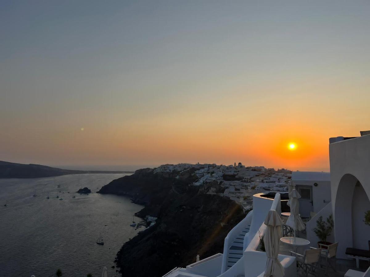 Captain John Villas Oia - Caldera & Sunset View Eksteriør bilde